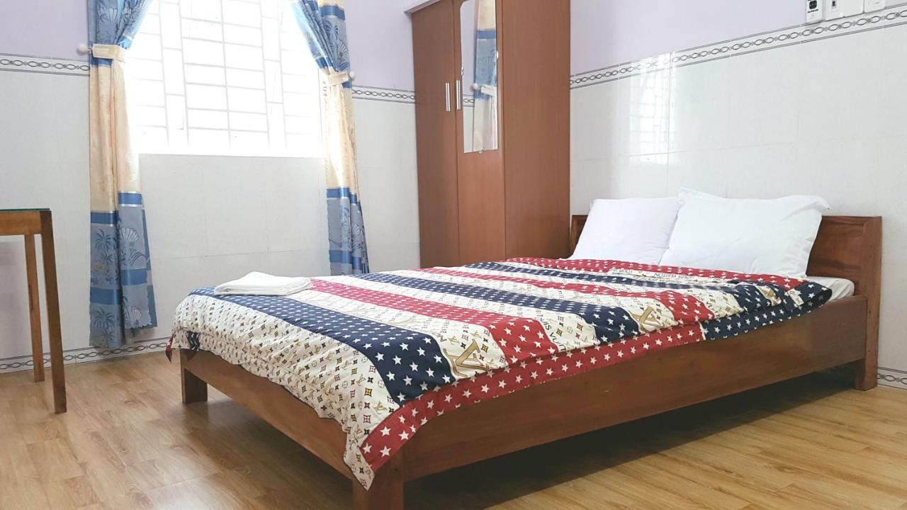 Phat Dat Hotel Kuang Ngai Dış mekan fotoğraf